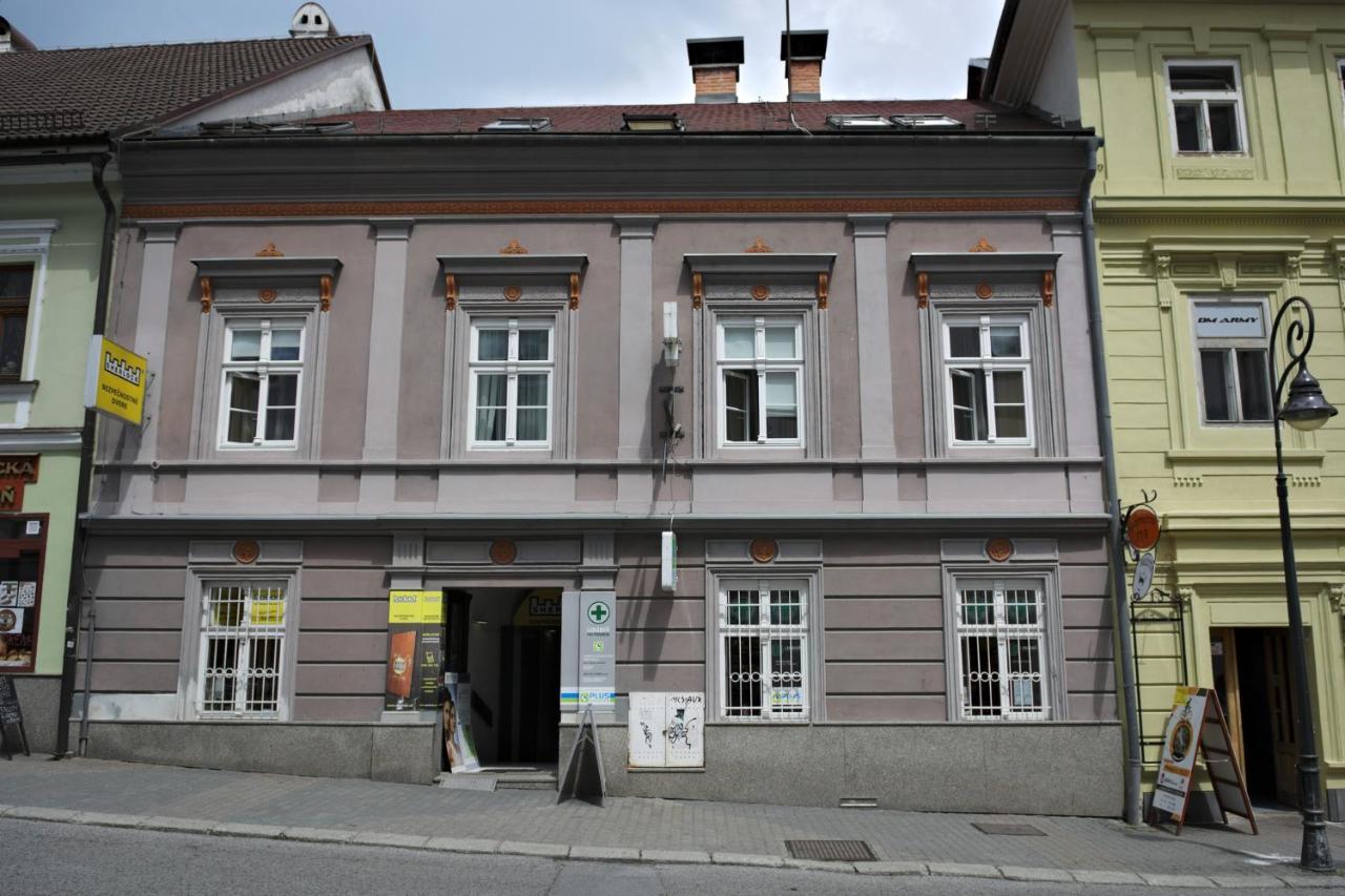 GRAN hostel Banská Bystrica Buitenkant foto