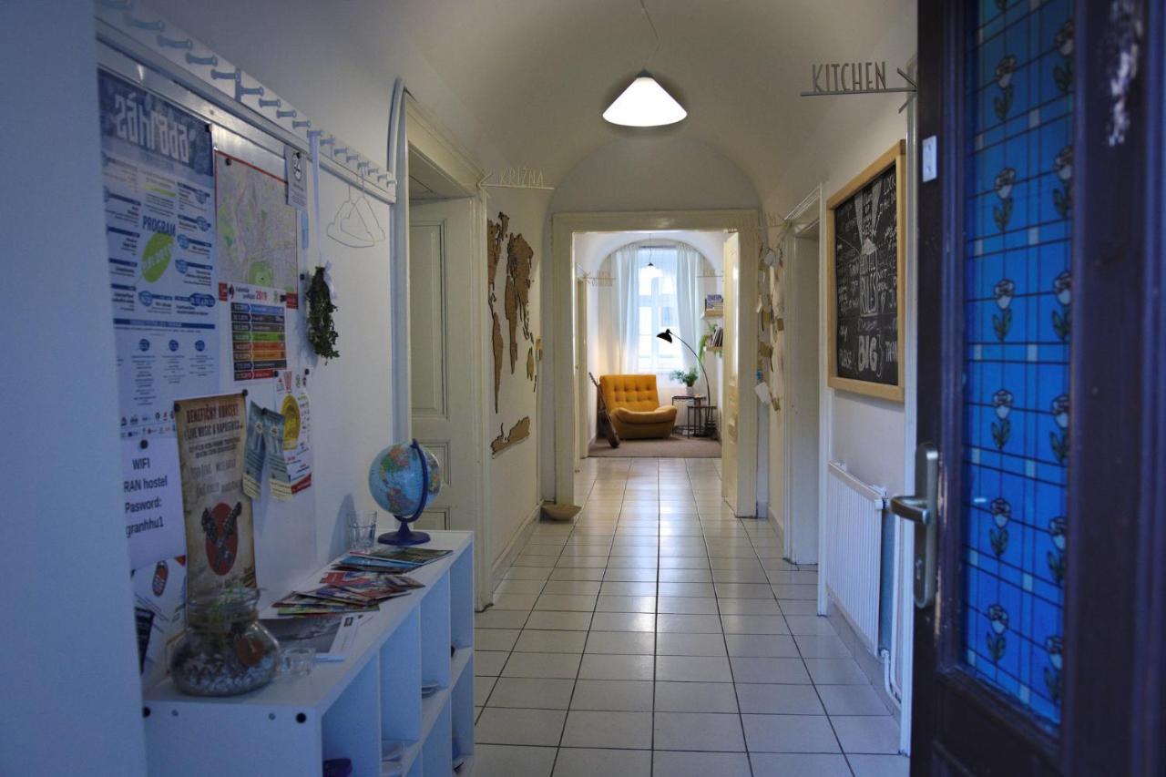 GRAN hostel Banská Bystrica Buitenkant foto