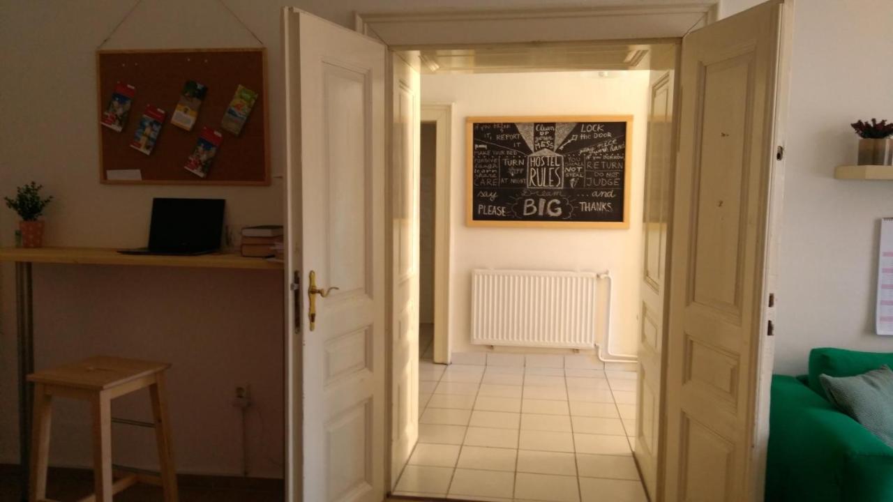 GRAN hostel Banská Bystrica Buitenkant foto