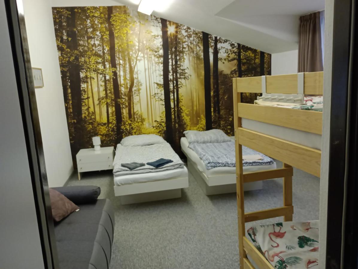 GRAN hostel Banská Bystrica Buitenkant foto