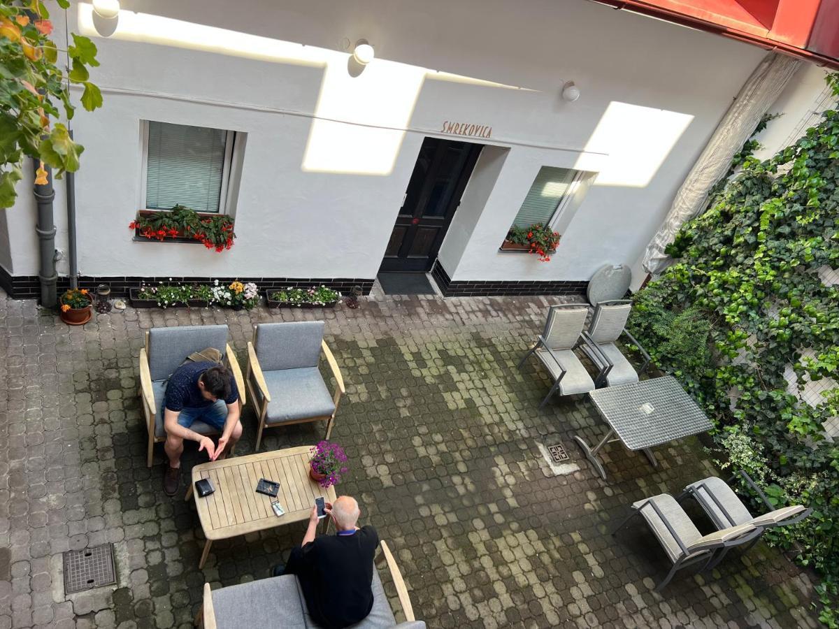 GRAN hostel Banská Bystrica Buitenkant foto